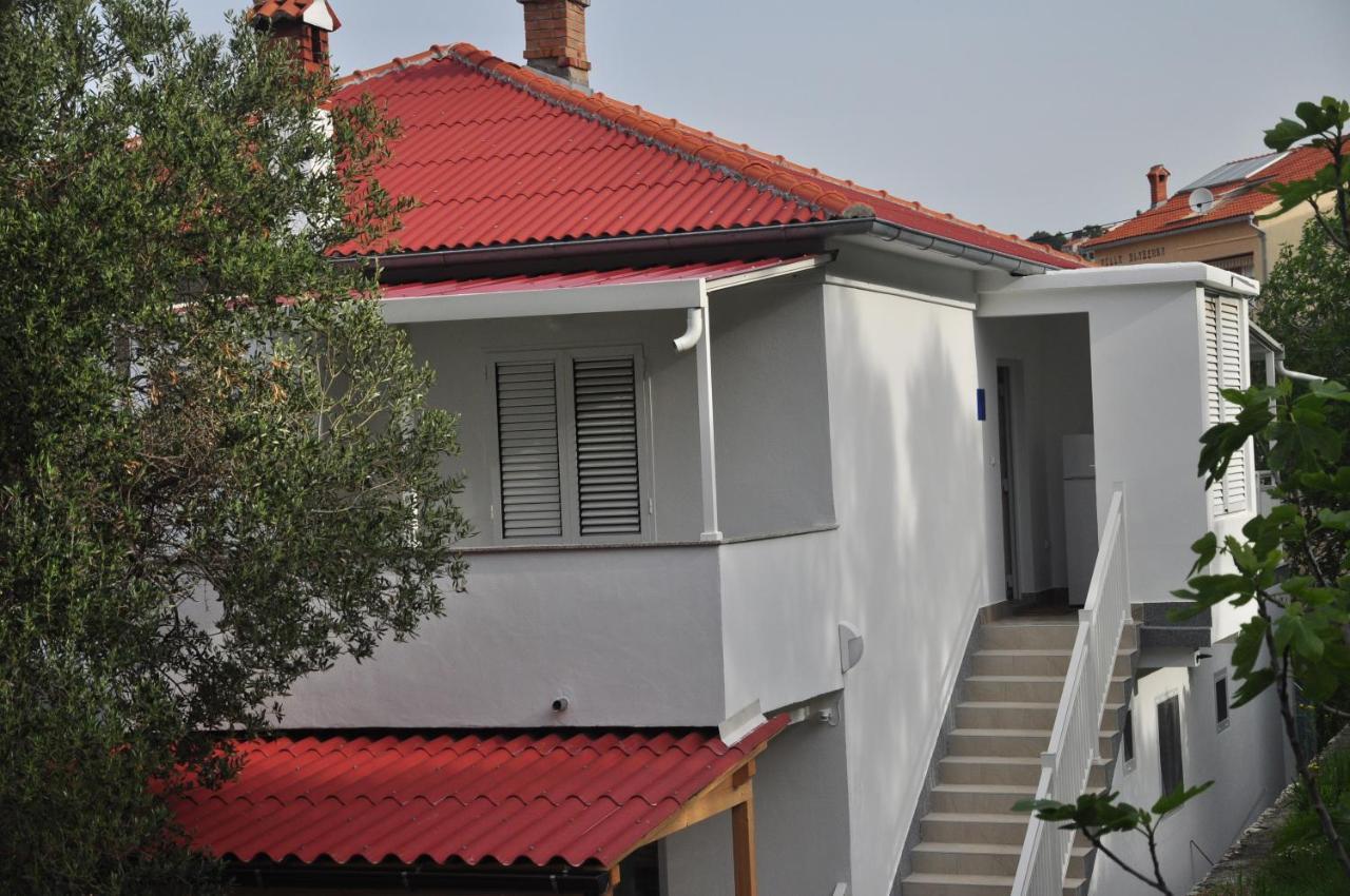 Rose Rooms At Island Of Rab Banjol Exterior photo